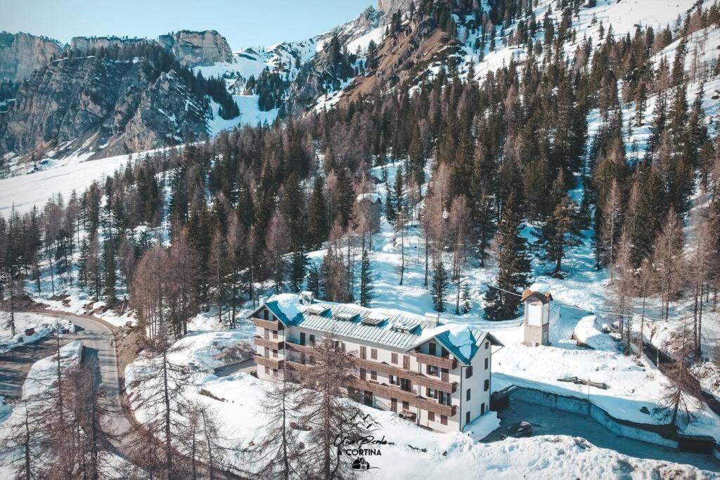 Una Perla A Cortina Кортина-д'Ампеццо Экстерьер фото